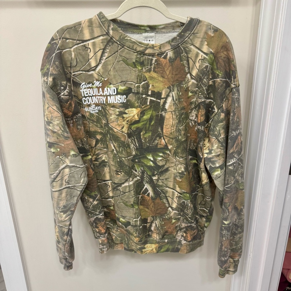 Løs Sundays Camo Crewneck